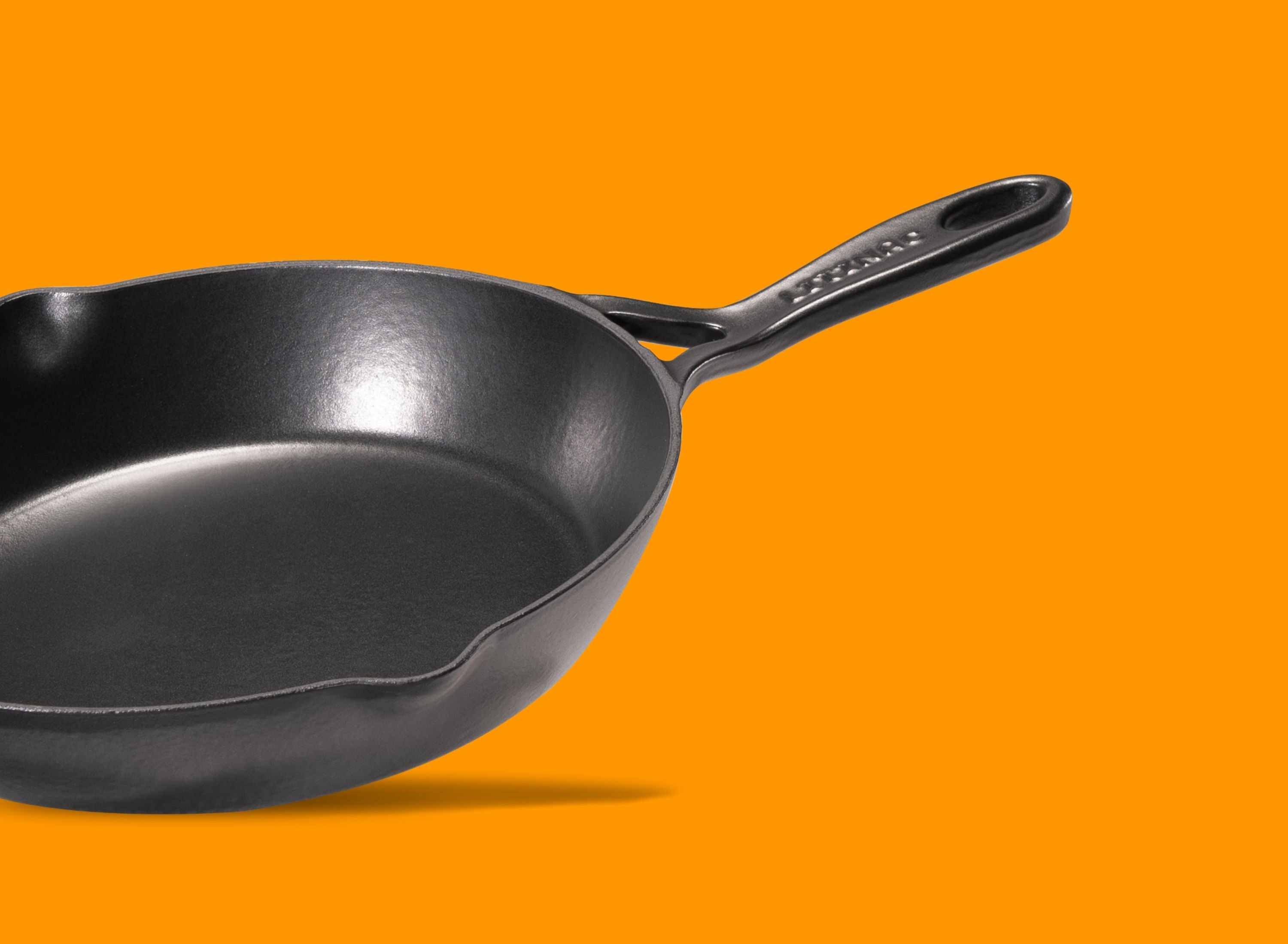 Nejčastější chyby při vaření na litině (a jak z ní dostat maximum)