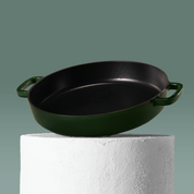 Smaltovaná litinová pánev Jan Punčochář o průměru 32 cm, ideální pro zdravé vaření a pečení, rovnoměrné rozložení tepla.