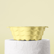 Smaltovaná litinová forma na bábovku, ideální pro pečení tradičních bábovek. Perfektní rozvod tepla. Barva: pastelově žlutá.