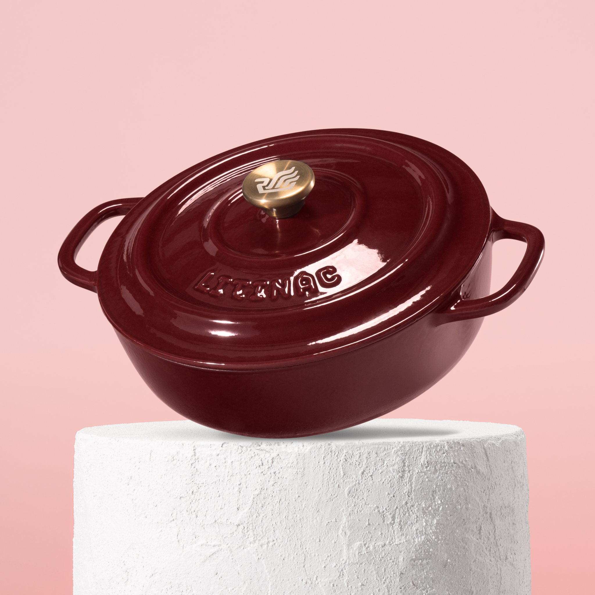 Smaltovaný litinový kastrol o průměru 26 cm, ideální pro dušení a pečení na všech typech varných desek včetně indukce. Barva: červená.